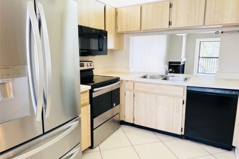 Condominio en venta en Clearwater, Florida, 2 dormitorios, 110.09 m2 № 1735134 - foto 3