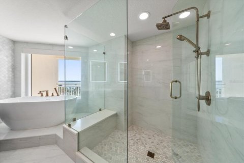Copropriété à vendre à Clearwater, Floride: 3 chambres, 181.35 m2 № 2105589 - photo 24