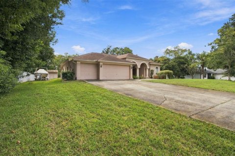 Casa en venta en Land O' Lakes, Florida, 4 dormitorios, 209.77 m2 № 2385690 - foto 7
