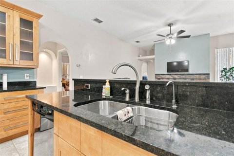 Casa en venta en Land O' Lakes, Florida, 4 dormitorios, 209.77 m2 № 2385690 - foto 21