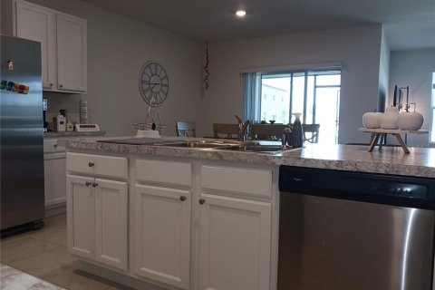 Снять в аренду виллу или дом в Уинтер-Хейвен, Флорида 9 комнат, 171.96м2, № 1900617 - фото 8