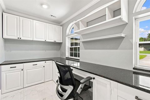 Купить виллу или дом в Тампа, Флорида 12 комнат, 167.97м2, № 2302698 - фото 14