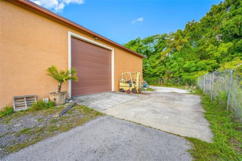 Propiedad comercial en venta en Hudson, Florida, 441.29 m2 № 1737102 - foto 12