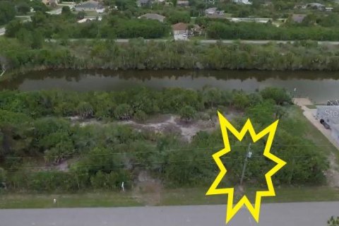 Terreno en venta en Port Charlotte, Florida № 251613 - foto 4