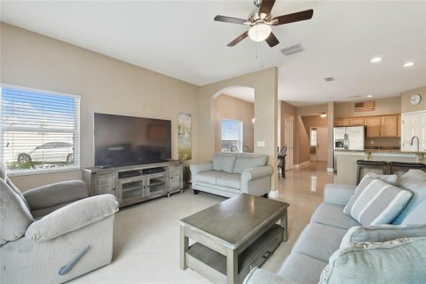 Adosado en venta en Tampa, Florida, 3 dormitorios, 170.2 m2 № 1511233 - foto 20