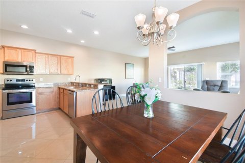 Adosado en venta en Tampa, Florida, 3 dormitorios, 170.2 m2 № 1511233 - foto 15
