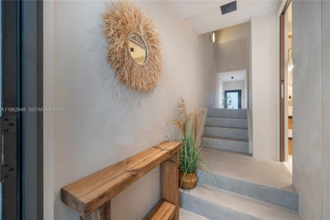 Townhouse in Miami Beach, Florida 3 bedrooms, 120.77 sq.m. № 2026286 - photo 22