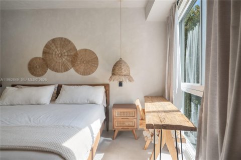 Townhouse in Miami Beach, Florida 3 bedrooms, 120.77 sq.m. № 2026286 - photo 18