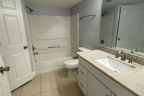 Condo in Orlando, Florida, 2 bedrooms № 2393853 - photo 13