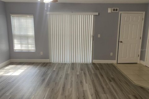 Condo in Orlando, Florida, 2 bedrooms № 2393853 - photo 7