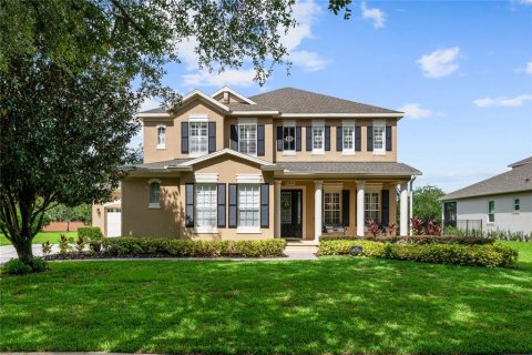 House in Windermere, Florida 4 bedrooms, 336.03 sq.m. № 1914435 - photo 1