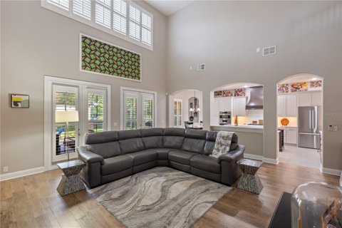 House in Windermere, Florida 4 bedrooms, 336.03 sq.m. № 1914435 - photo 24