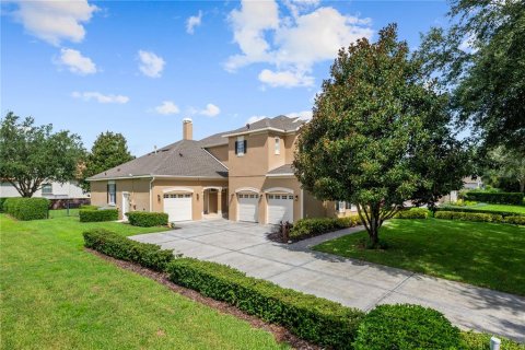 House in Windermere, Florida 4 bedrooms, 336.03 sq.m. № 1914435 - photo 4