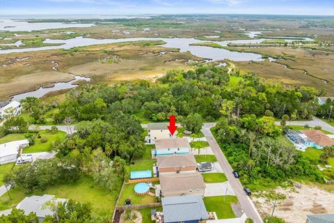 House in Hernando Beach, Florida 3 bedrooms, 156.08 sq.m. № 1903473 - photo 5