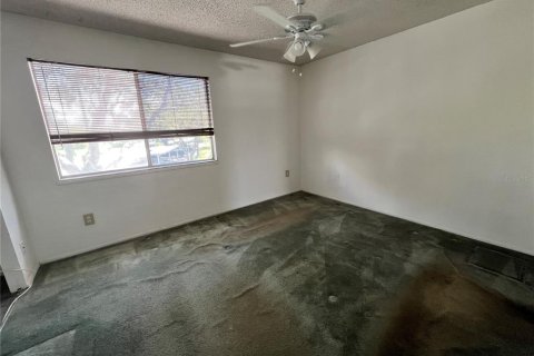 Townhouse in Saint Petersburg, Florida 2 bedrooms, 91.97 sq.m. № 1341929 - photo 11