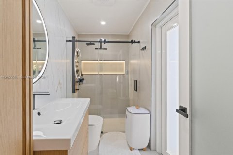 Купить виллу или дом в Майами, Флорида 3 спальни, 168.9м2, № 2085427 - фото 17