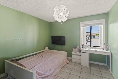 Купить виллу или дом в Майами, Флорида 3 спальни, 168.9м2, № 2085427 - фото 21