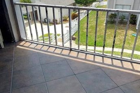 Condo in Clearwater, Florida, 3 bedrooms  № 2216047 - photo 12