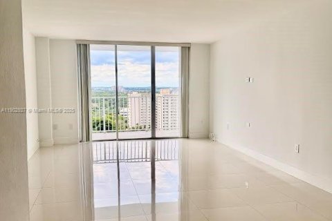 Copropriété à vendre à Aventura, Floride: 2 chambres, 113.34 m2 № 1956438 - photo 11