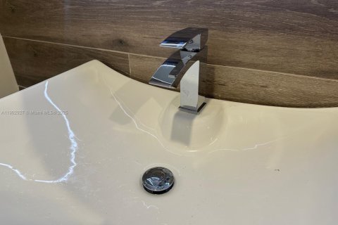 Copropriété à vendre à Aventura, Floride: 2 chambres, 113.34 m2 № 1956438 - photo 14