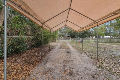 House in Brooksville, Florida 2 bedrooms, 127.46 sq.m. № 1717993 - photo 7