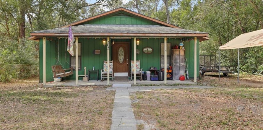 House in Brooksville, Florida 2 bedrooms, 127.46 sq.m. № 1717993