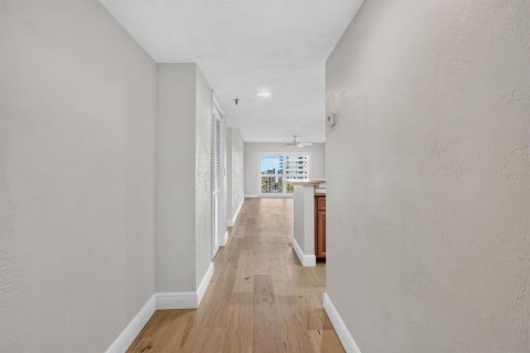 Condo in Ormond Beach, Florida, 2 bedrooms  № 2381357 - photo 3