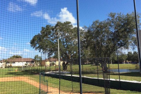 Immobilier commercial à vendre à Kissimmee, Floride: 836.12 m2 № 1411457 - photo 15