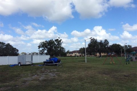 Immobilier commercial à vendre à Kissimmee, Floride: 836.12 m2 № 1411457 - photo 21
