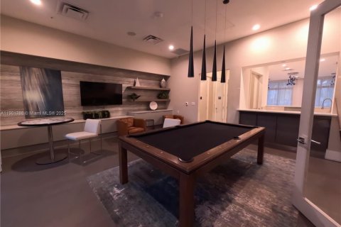 Townhouse in Doral, Florida 3 bedrooms, 196.58 sq.m. № 1951820 - photo 28