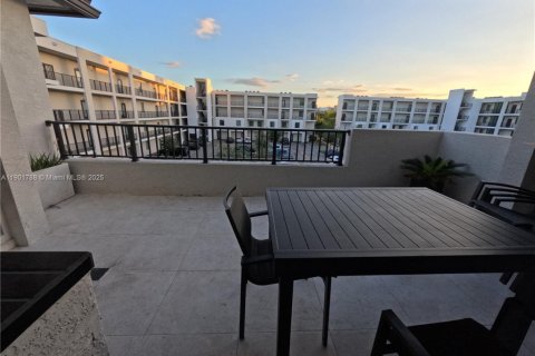Townhouse in Doral, Florida 3 bedrooms, 196.58 sq.m. № 1951820 - photo 18