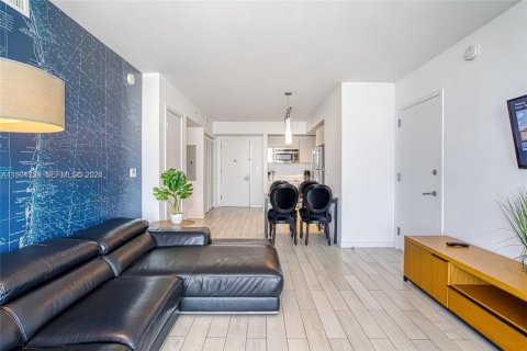 Copropriété à vendre à Hallandale Beach, Floride: 2 chambres, 96.34 m2 № 2042242 - photo 10