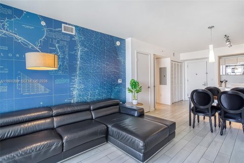 Copropriété à vendre à Hallandale Beach, Floride: 2 chambres, 96.34 m2 № 2042242 - photo 13