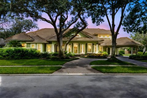 Casa en venta en Winter Springs, Florida, 5 dormitorios, 378.86 m2 № 1916182 - foto 2