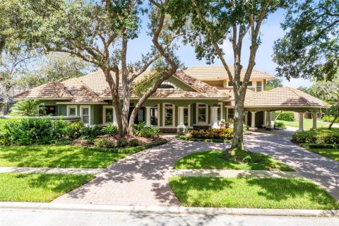 Casa en venta en Winter Springs, Florida, 5 dormitorios, 378.86 m2 № 1916182 - foto 1