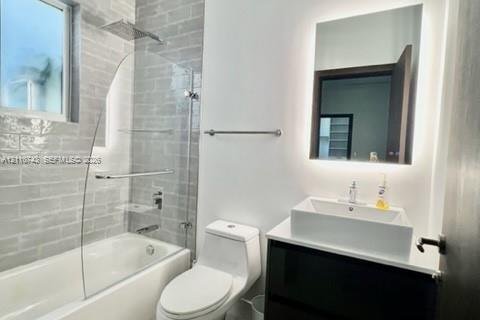 Villa ou maison à louer à Miami, Floride: 3 chambres, 204.38 m2 № 2426624 - photo 22