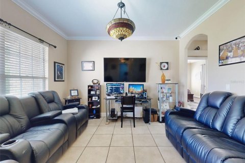 Villa ou maison à vendre à Deltona, Floride: 4 chambres, 211.45 m2 № 2148402 - photo 8
