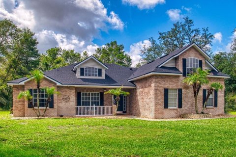 Villa ou maison à Deltona, Floride 4 chambres, 211.45 m2 № 2148402