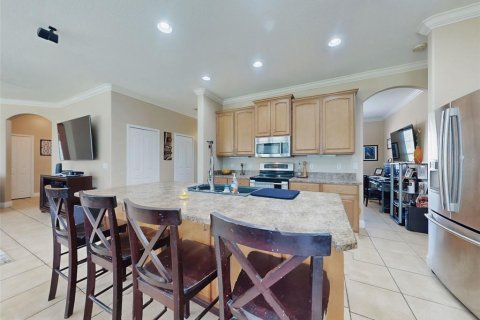Villa ou maison à vendre à Deltona, Floride: 4 chambres, 211.45 m2 № 2148402 - photo 12