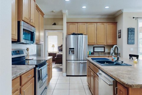 Villa ou maison à vendre à Deltona, Floride: 4 chambres, 211.45 m2 № 2148402 - photo 15