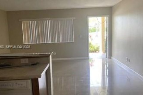 Кондоминиум с 1 спальней в Бойнтон-Бич, Флорида № 1987233