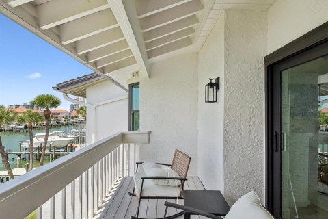 Townhouse in Clearwater, Florida 4 bedrooms, 209.03 sq.m. № 1912496 - photo 25