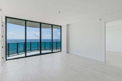 Condo in Pompano Beach, Florida, 2 bedrooms  № 1856945 - photo 29