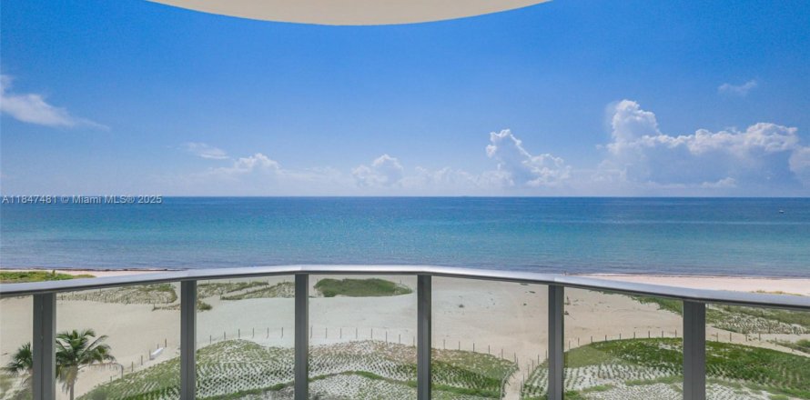 Condo in Pompano Beach, Florida, 2 bedrooms  № 1856945