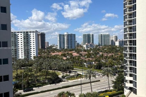 Copropriété à vendre à Sunny Isles Beach, Floride: 33.44 m2 № 2026603 - photo 15