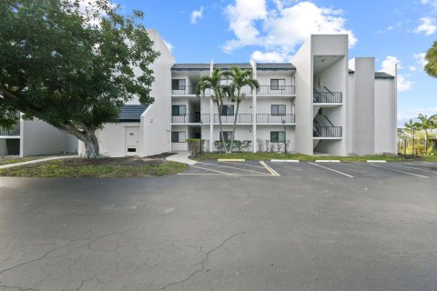 Condo in Jupiter, Florida, 2 bedrooms № 2246450 - photo 3