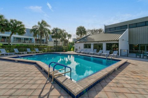 Condo in Jupiter, Florida, 2 bedrooms № 2246450 - photo 28