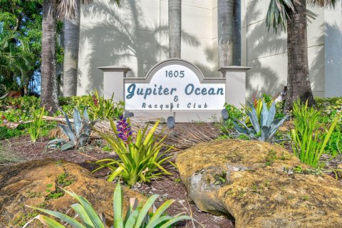 Condo in Jupiter, Florida, 2 bedrooms № 2246450