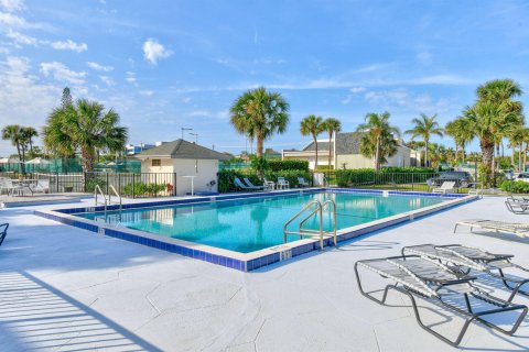 Condo in Jupiter, Florida, 2 bedrooms № 2246450 - photo 30