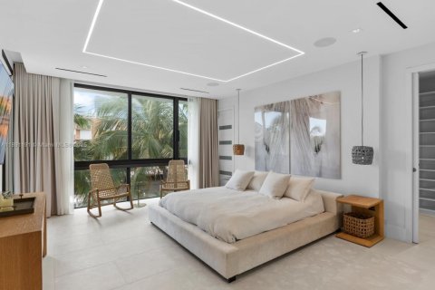 Villa ou maison à vendre à Fort Lauderdale, Floride: 4 chambres, 403.29 m2 № 1943861 - photo 22